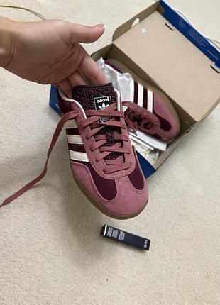 Кросівки adidas