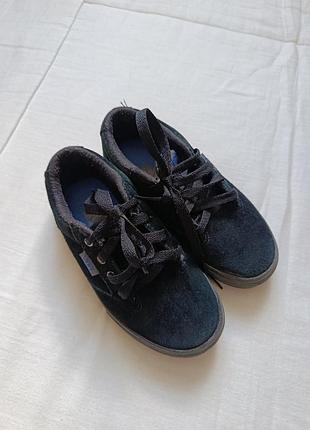 Детские фирменные туфли на шнурках замш vans 30 размер