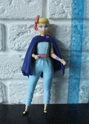 Потому что пип (bo peep) из мультфильма «история игрушек 4» (toy story 4)