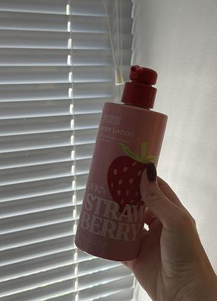 Лосьйон pink strawberry