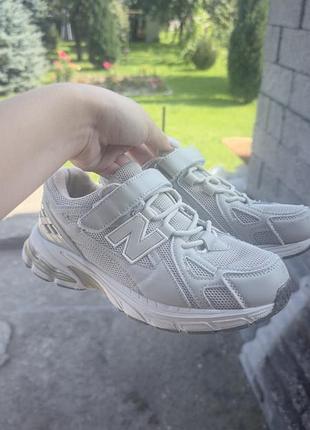 Кросівки new balance дитячі, розмір 37