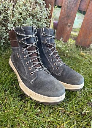 Оригінальні зимові чоботи superfit goretex замшеві р41/27см