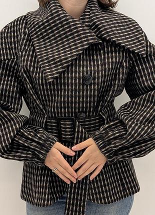 Укорочене пальто жіноче zara