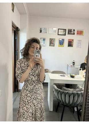 Zara сукня квіти віскоза xs