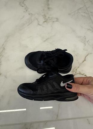Кросівки nike