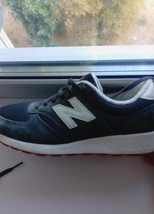 Продам кроссовки new balance 3