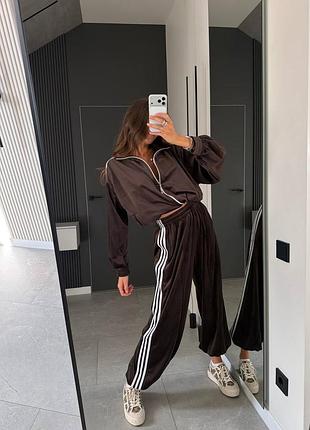 Костюм велюровый с лампасами 2mood 4