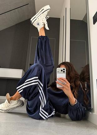 Костюм велюровый с лампасами 2mood 5