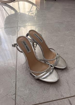 Босоніжки steve madden 3