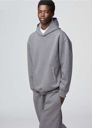 Унісекс худі uniqlo : c клер вайт келлер  щільна толстовка