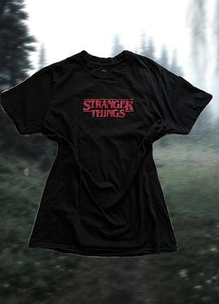 Футболка stranger shings