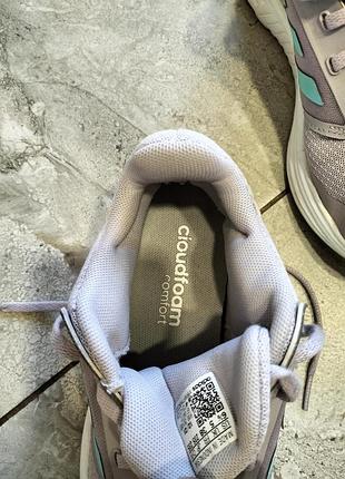 Оригинальные женские кроссовки adidas в идеальном состоянии. 3