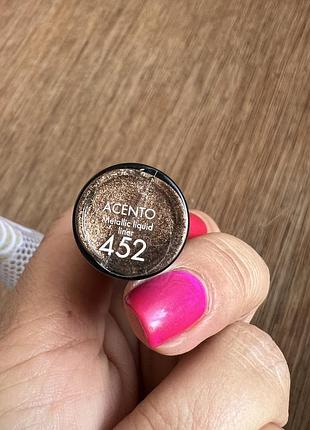 Подводка для глаз ninelle acento metallic liquid eyeliner с эффектом металлик 3