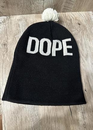 Стильна чорна шапка dope 5