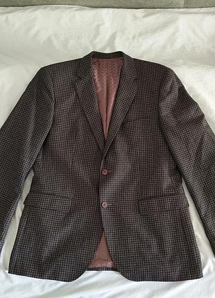 Hugo boss 100 lion regular original l