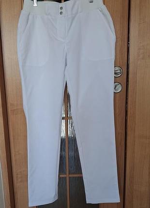 Штани жіночі медичні білого кольору німецький бренд clinic dress
