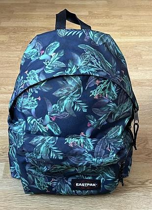 Рюкзак eastpak в идеальном состоянии