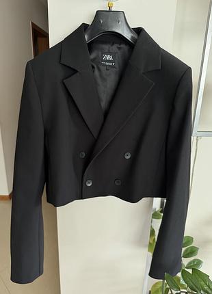 Укорочений піджак zara