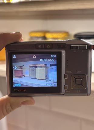 Фотоапарат casio exilim ex-s500 silver б/у — ціна 3300 грн у