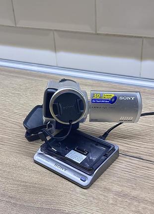 Винтажная видеокамера sony dcr sr40e