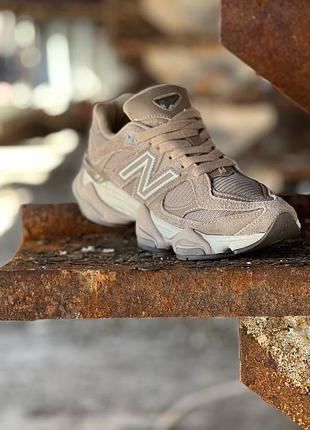 Стильні жіночі кросівки new balance 9060 x mushroom brown
