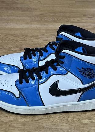 Шкіряні кросівки nike jordan оригінал в ідеальному стані 44 розмір