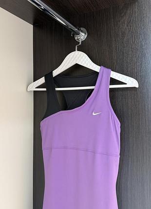 Оригінальна тенісна сукня nike