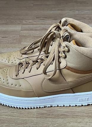 Кроссовки nike оригинал в идеальном состоянии 44 размер