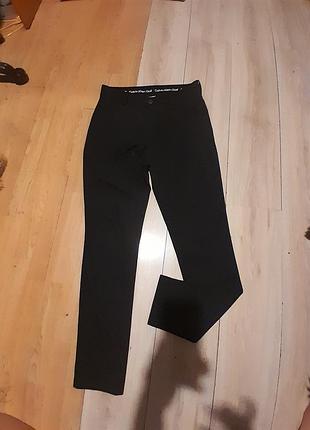 Черные брюки calvin klein golf,размер30, незначительный дефект