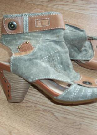 Босоніжки шкіряні від tamaris (6005)