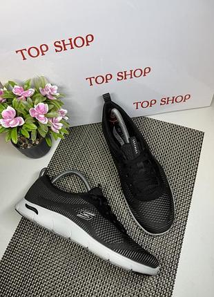 Оригинальные кроссовки skechers