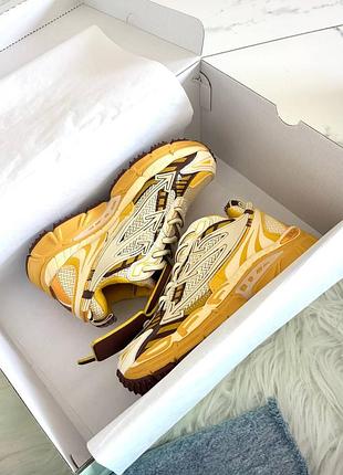 Off-white be right yellow 9
