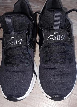 Кросівки жіночі nike