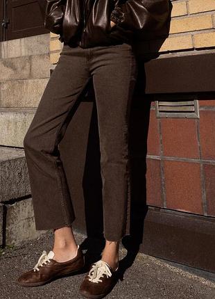 Коричневі стрейчеві укорочені джинси zara