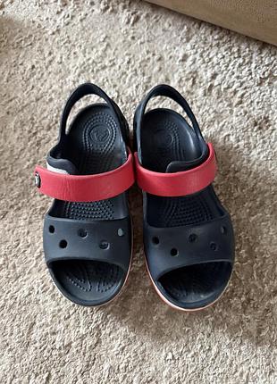 Дитячі босоніжки crocs