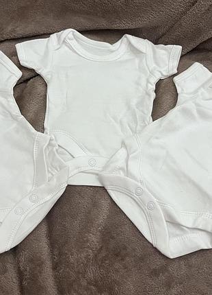 Набор белых боди mothercare с коротким рукавом (early baby / до 2.3 кг)