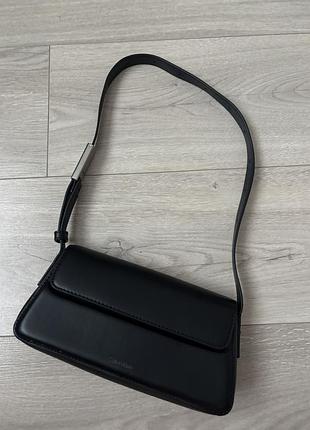 Сумка багет calvin klein оригінал