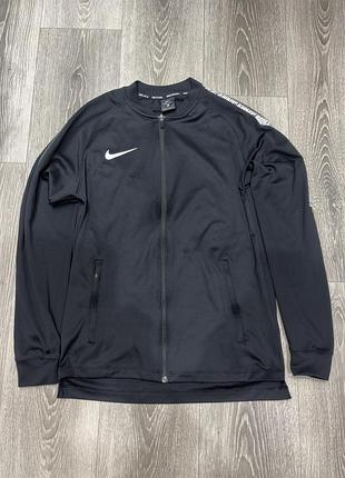 Вітровка nike , у чорному кольорі , в розмірі м