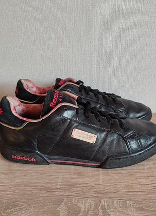 Жіночі шкіряні кеди reebok 37.5р. 24 см.