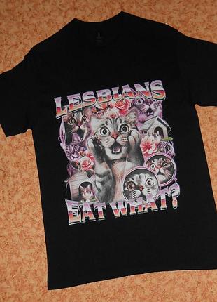 Футболка lesbians eat what?/cat collage/котики