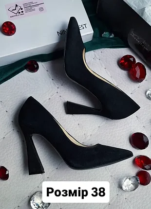 Nine west оригінал чорні замшеві туфлі лодочки на підборах