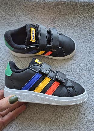 Кросівки 26р. adidas