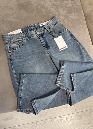 Мішкуваті джинси bershka baggy barrel із низько-середньою посадкою, skater bershka, скейтерськи джинси, беггі баггі джинси, трендові джинси стильні