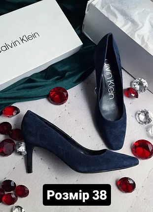 Calvin klein оригінал сині замшеві туфлі на шпильці