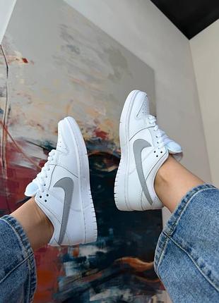 Кросівки nike sb dunk low x supreme white grey