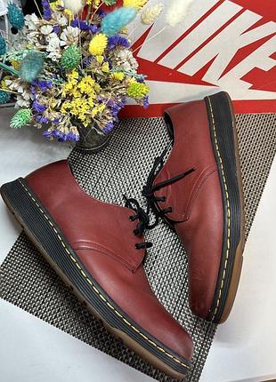 Оригінальні черевики dr martens 4