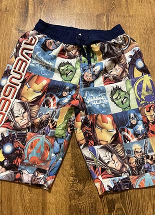 Шорти marvel