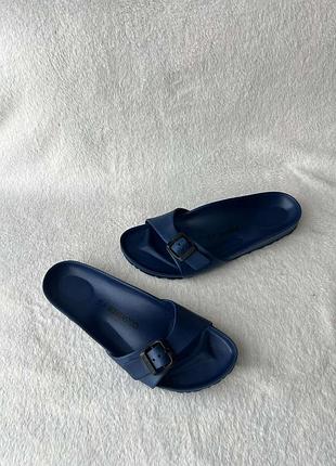 Шльопанці фірми birkenstock 40 розміру за устілкою зазначено 26 см.