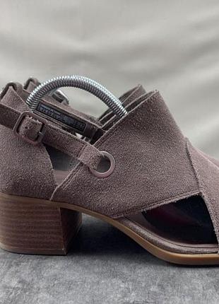 Босоножки ugg