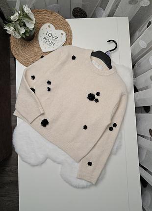 Замечательный вязаный свитер с бисерными цветами от zara 8-9 лет (128-134)